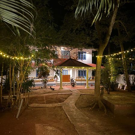 Barefoot Hostels, バルカラ エクステリア 写真